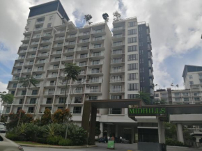3 bedroom 12pax Midhills pool view free WIFI